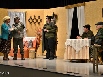 El que ríe el último... ¡Se casa!