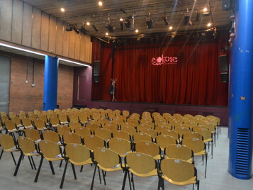 Por una amiga... ¡Lo que sea!