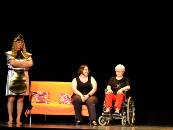 Por una amiga... ¡Lo que sea!