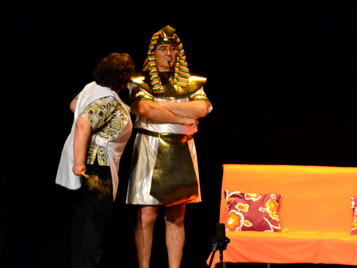 Por una amiga... ¡Lo que sea!