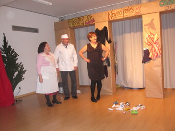 Besitos a los perros, patadas a los niños