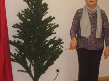 Besitos a los perros, patadas a los niños